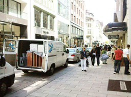 Transporter beim Umzug